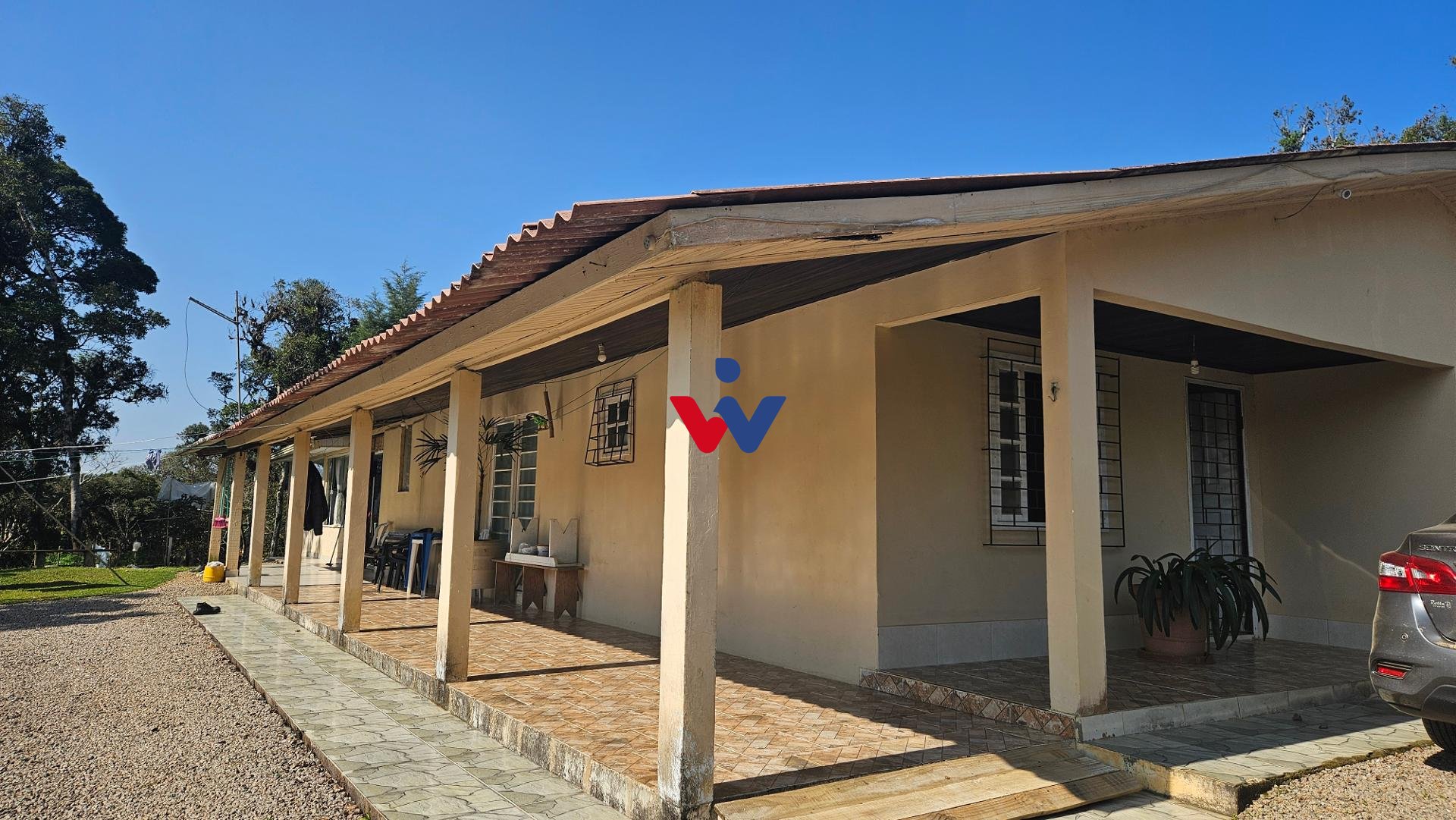 Chácara, 4 dormitórios , 24.870m  por R  649.900,00 - Area Rur...