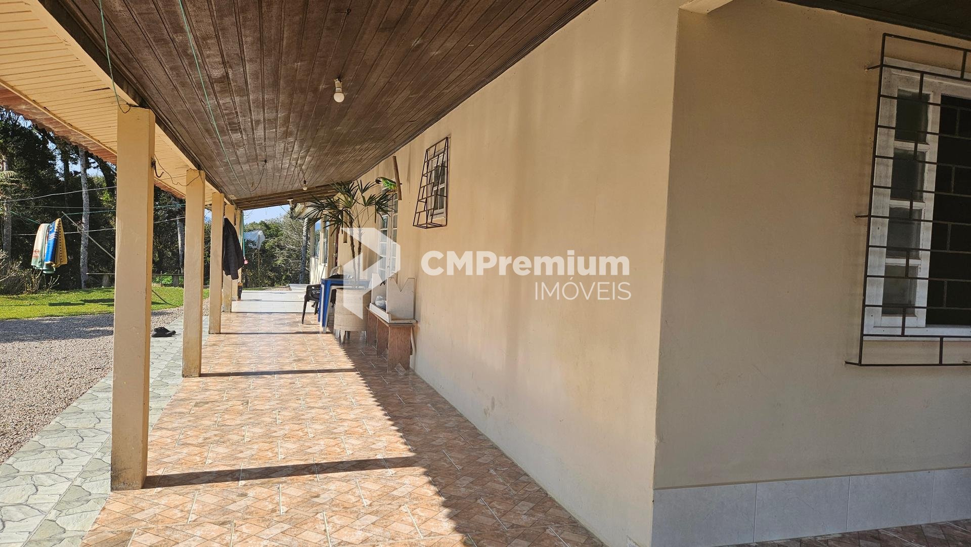 Chácara, 4 dormitórios , 24.870m  por R  649.900,00 - Area Rur...