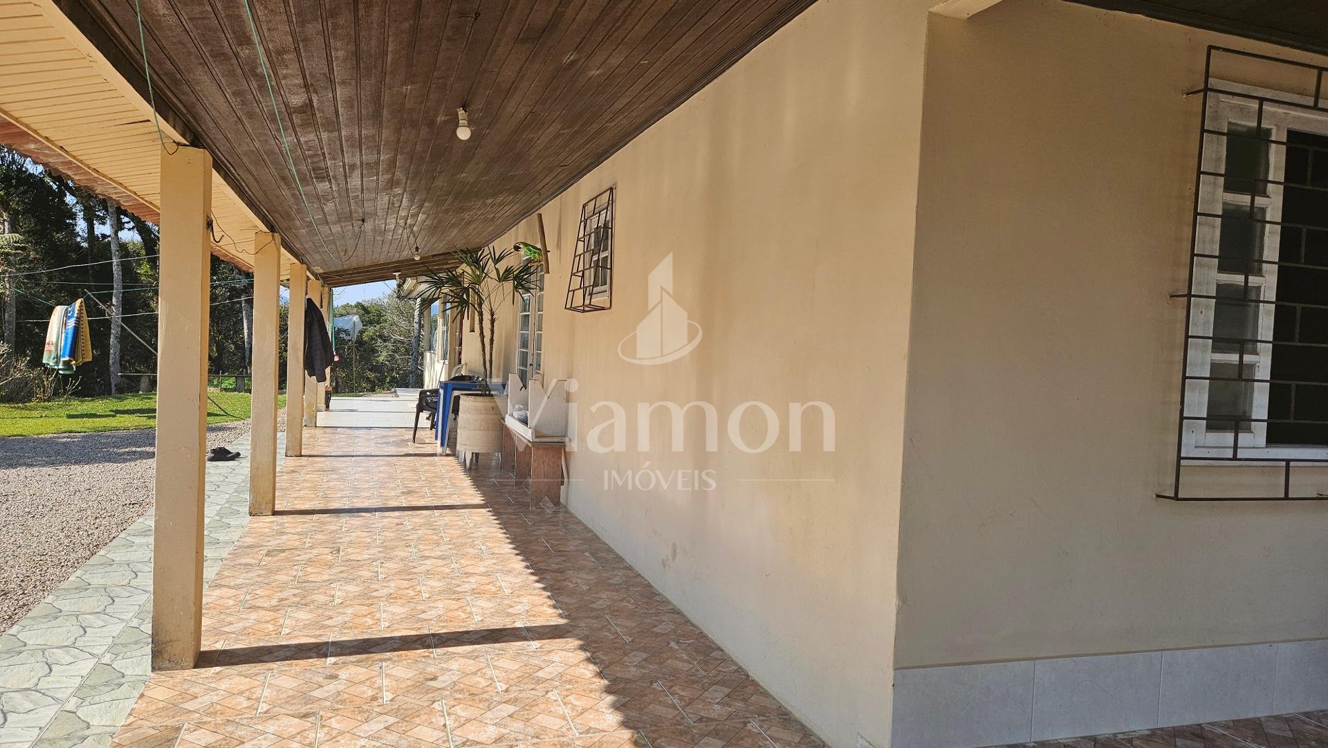Chácara, 4 dormitórios , 24.870m  por R  649.900,00 - Area Rur...