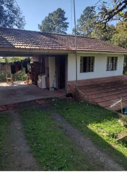 Casa aconchegante de 2 quartos em região tranquila com varanda...