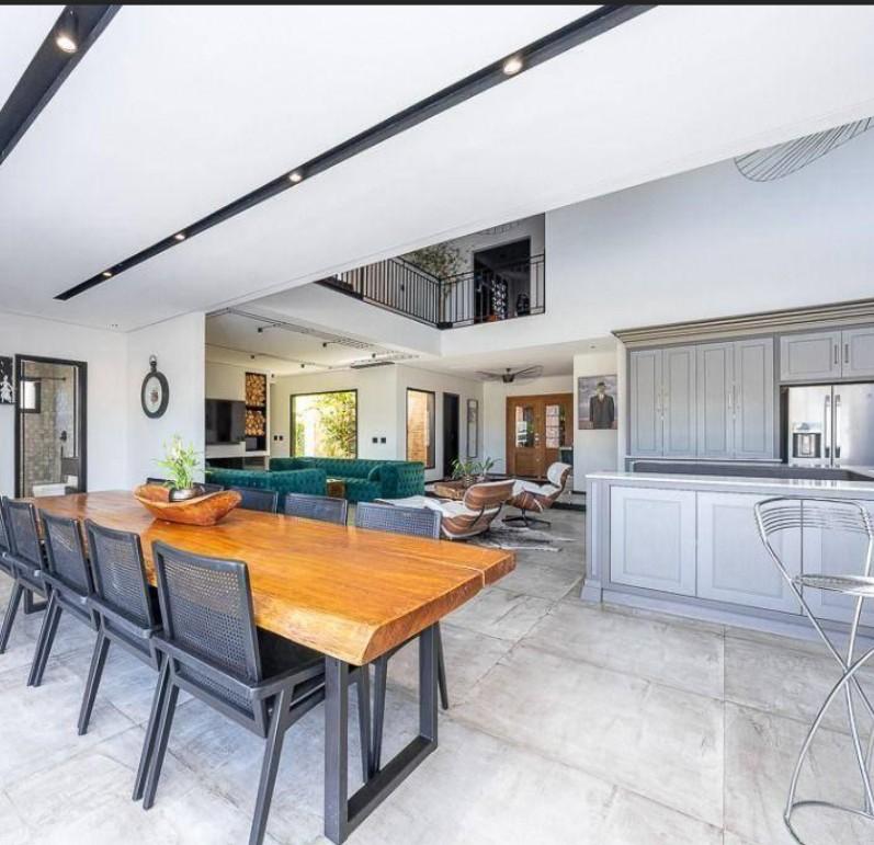 Residência de Luxo com 4 Suítes, Lazer Completo e Tecnologia d...