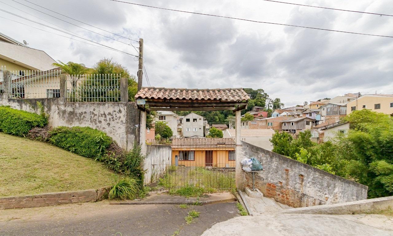 Casa à venda em amplo terreno de 570 m   grande potencial de reforma ou construção