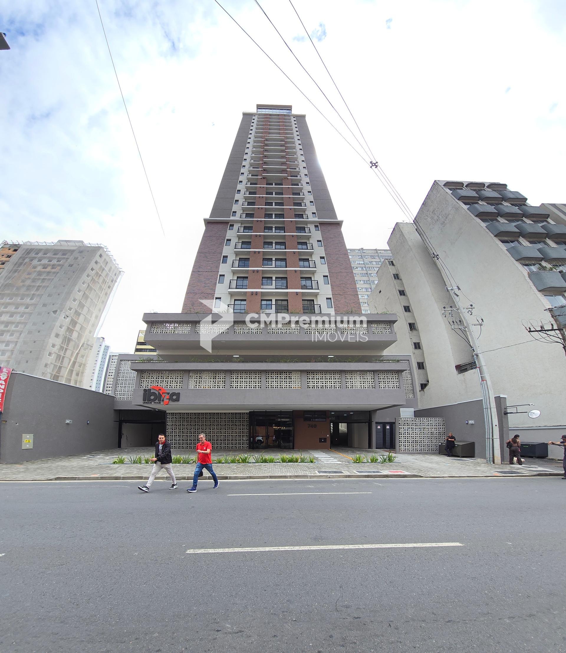 Seu Apartamento no Centro de Curitiba  Conforto, Lazer e Prati...