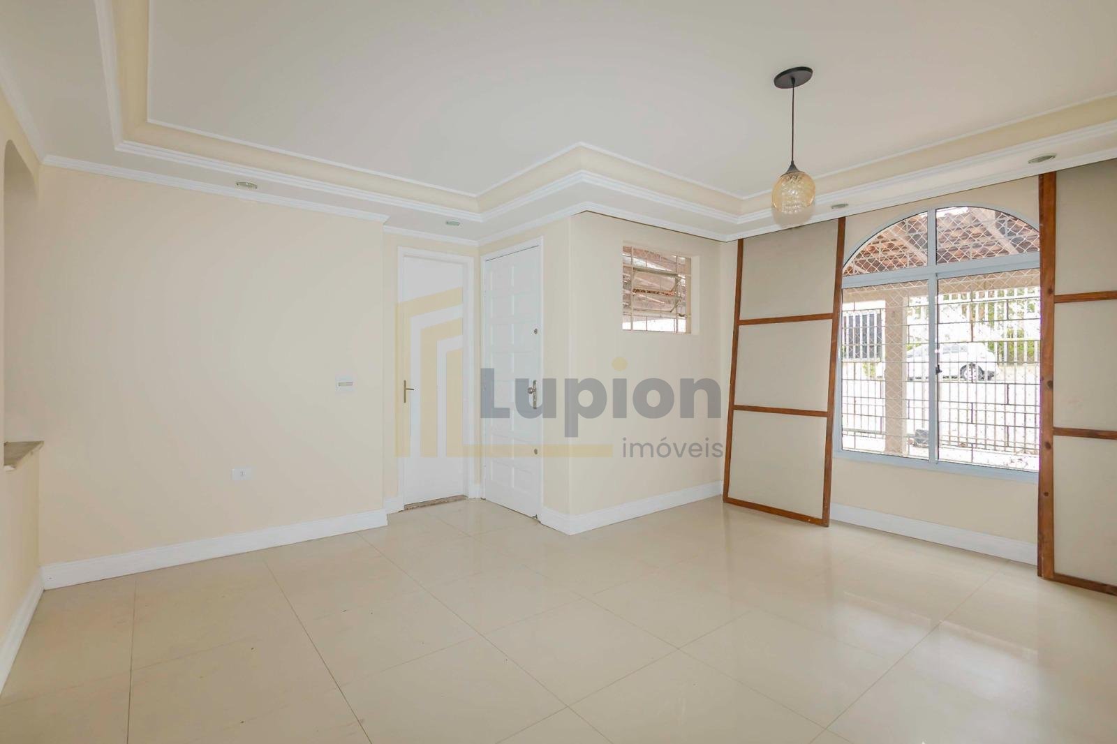 Sobrado com 3 dormitórios à venda,130.00 m , bairro alto, CURI...
