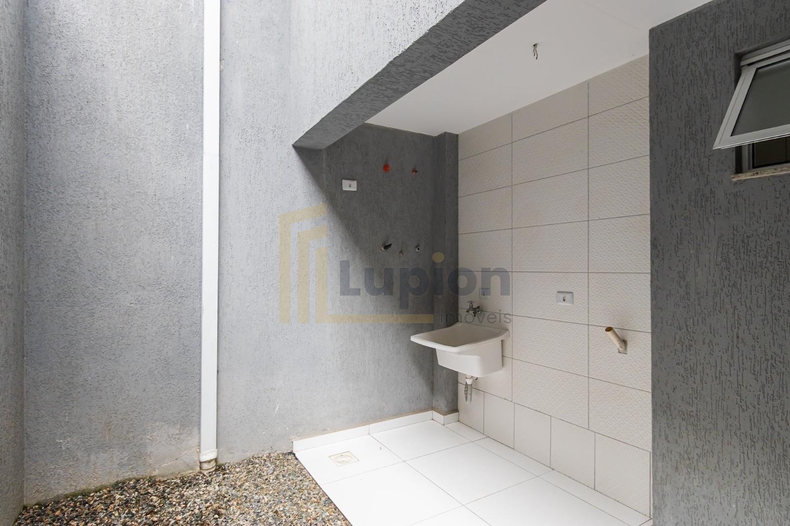 Sobrado com 3 dormitórios à venda,138.00 m , xaxim, CURITIBA - PR