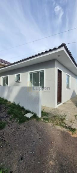 Casa em condomínio com quintal. Tranquilidade e segurança a 20...
