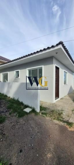 Casa em condomínio com quintal. Tranquilidade e segurança a 20...