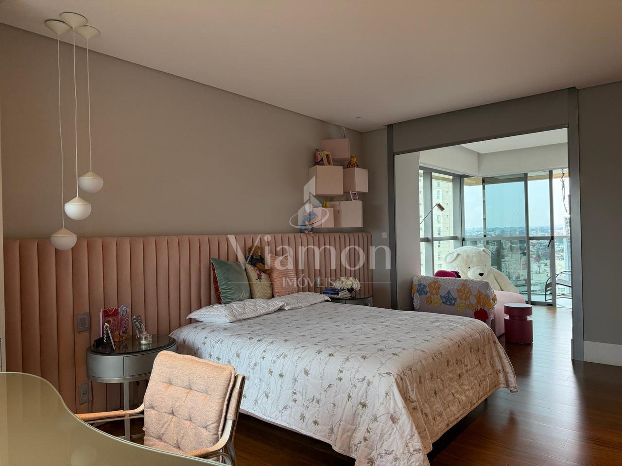 Apartamento com 3 dormitórios à venda,690.00 m , CURITIBA - PR