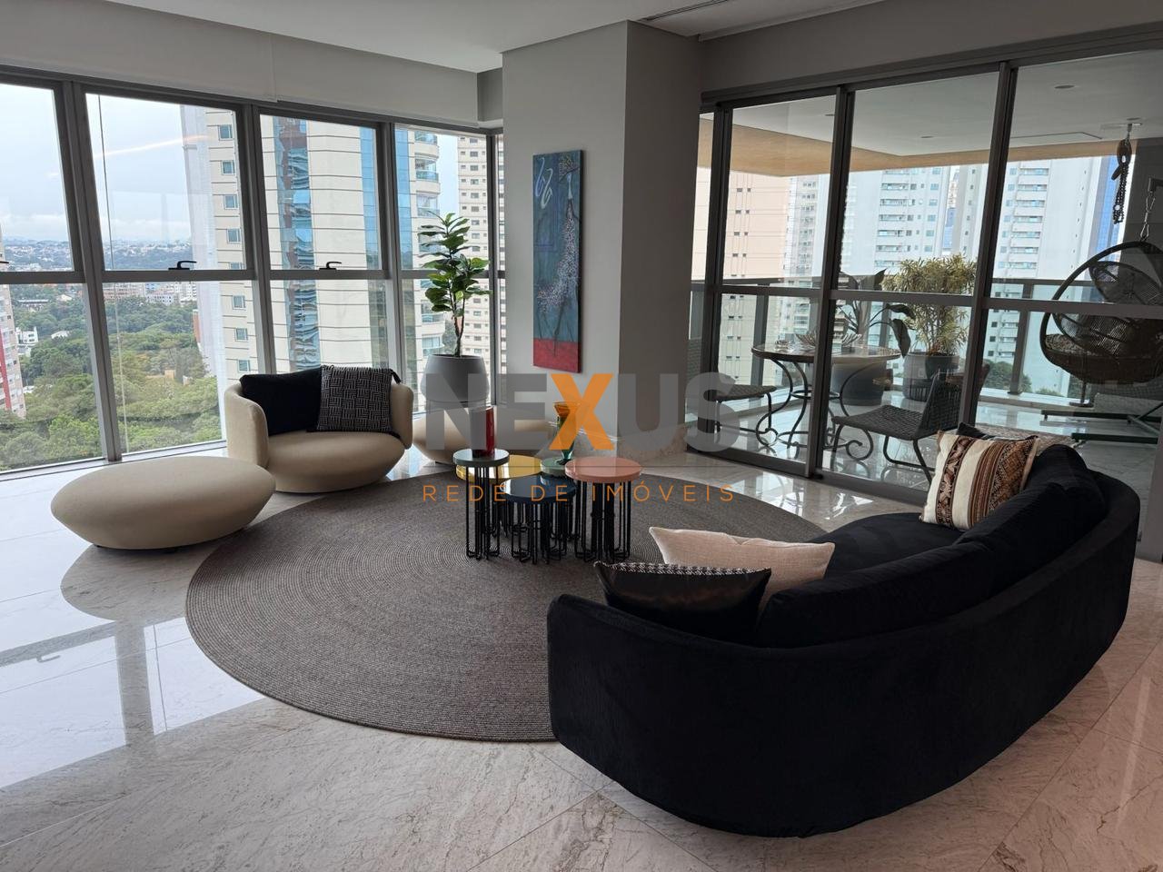 Apartamento com 3 dormitórios à venda,690.00 m , CURITIBA - PR