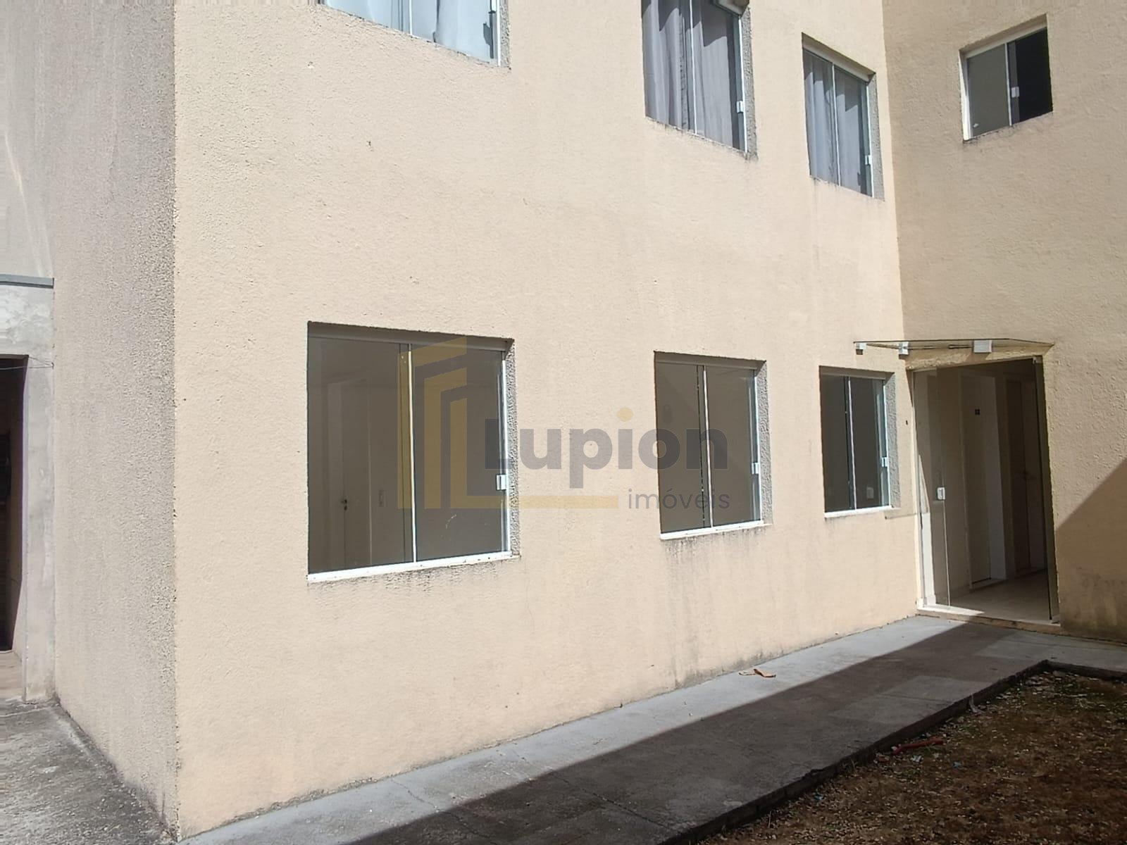 Apartamento com 3 dormitórios à venda,73.00 m , ARAUCARIA - PR
