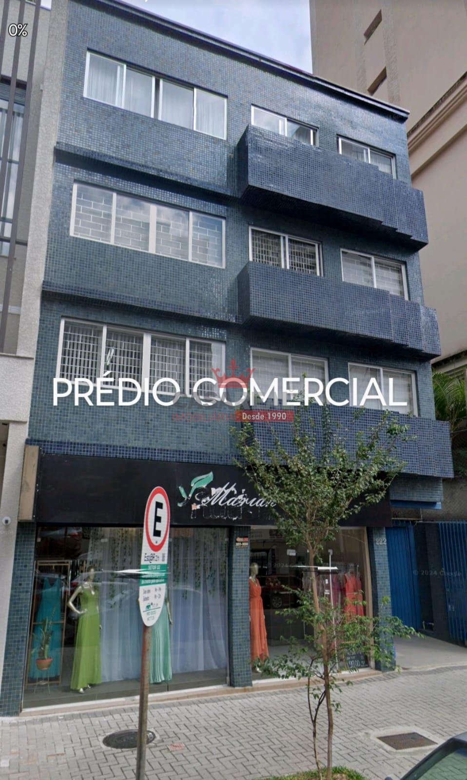 Prédio Comercial no Centro de Curitiba  Alto Fluxo e Versatilidade
