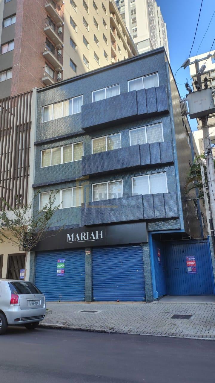 Prédio Comercial no Centro de Curitiba  Alto Fluxo e Versatili...