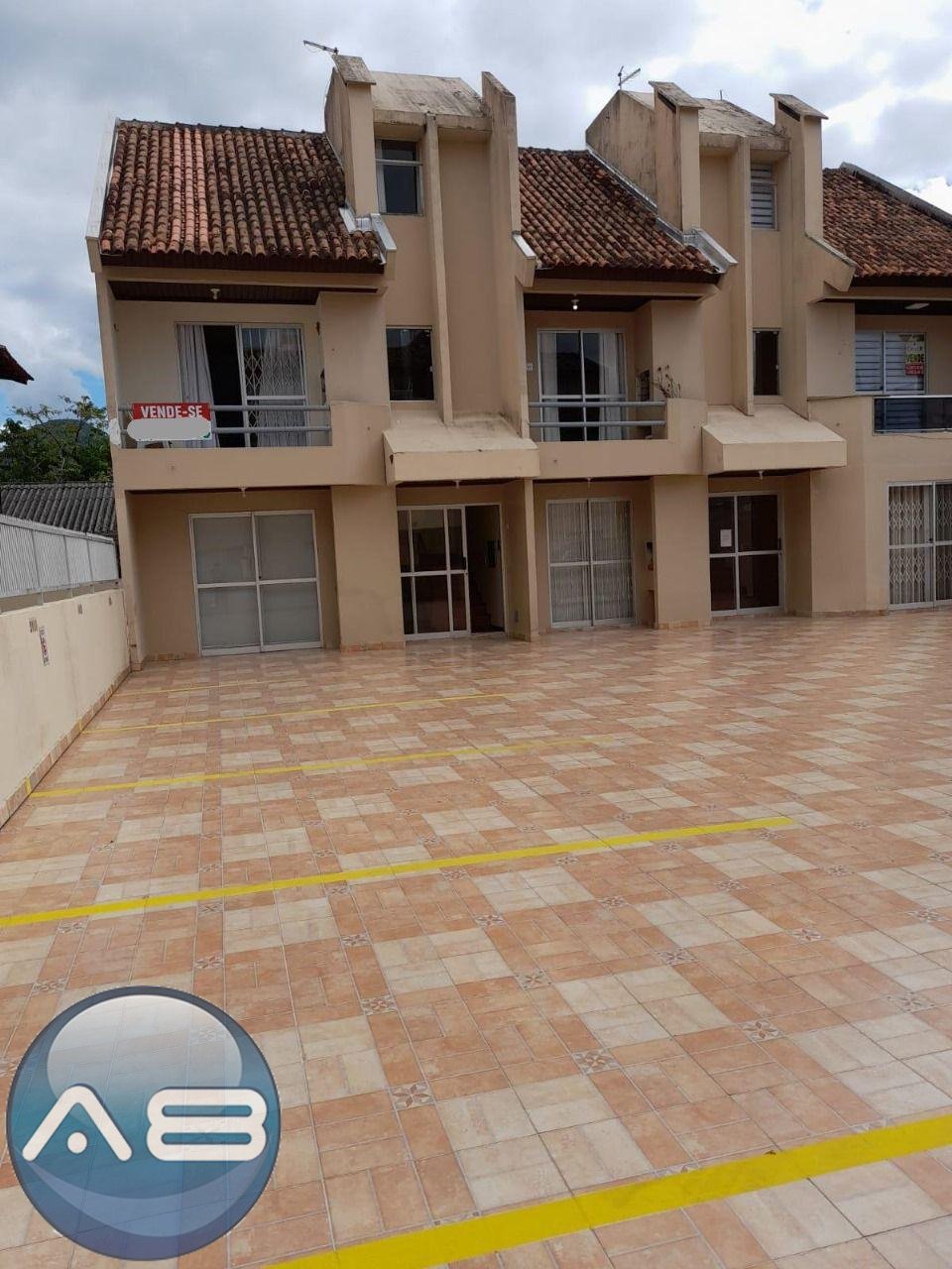 Apto com 3 quartos, sacada com churrasqueira ? venda,97.00 m  ...