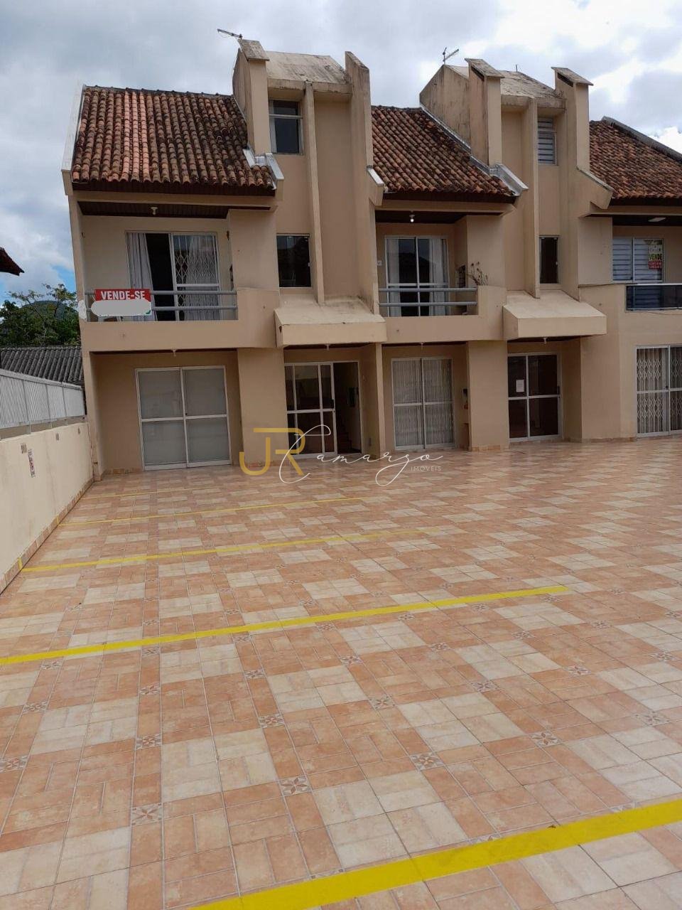 Apto com 3 quartos, sacada com churrasqueira à venda,97.00 m  ...