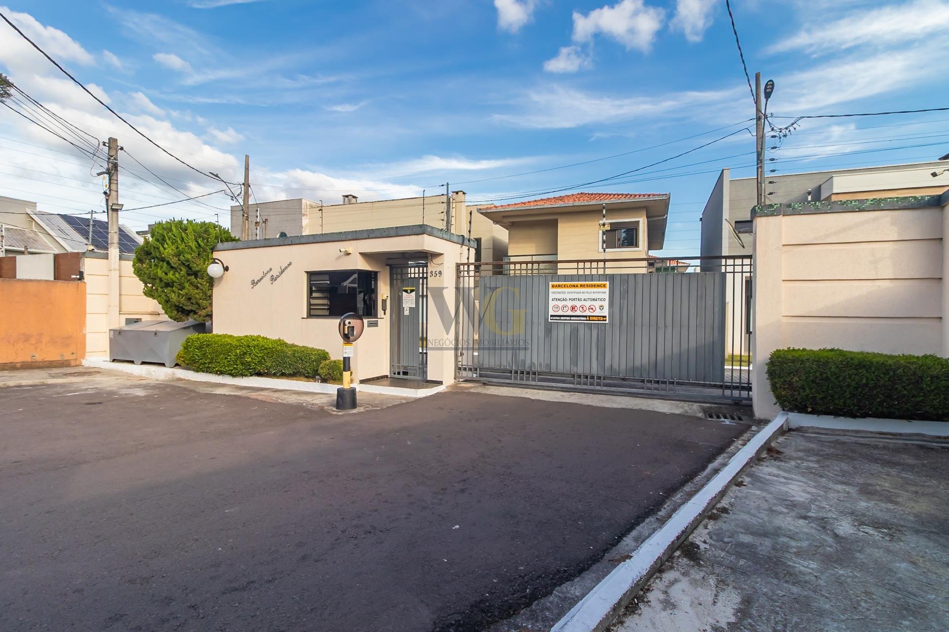 Casa em condominio fechado com 4 dormitorio e 2 suites bairro ...