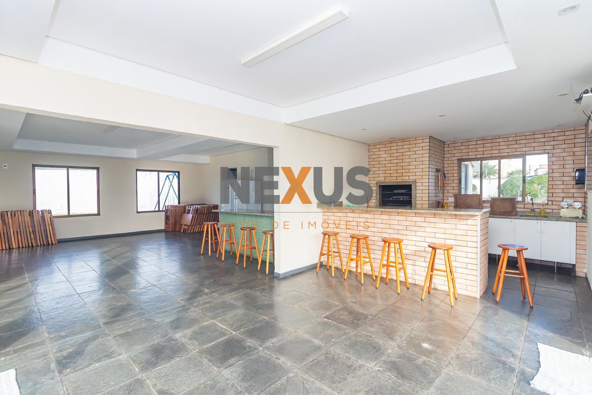 Casa em condominio fechado com 4 dormitorio e 2 suites bairro ...