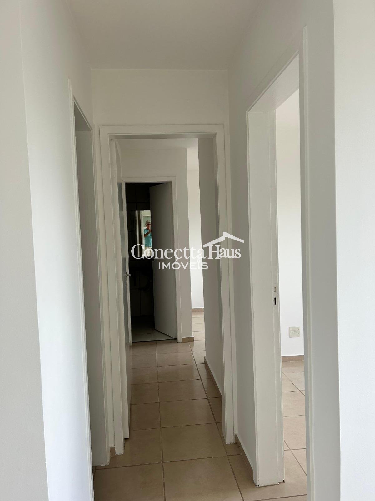 Oportunidade para Morar ou Investir  2 Quartos perto da UEL p...