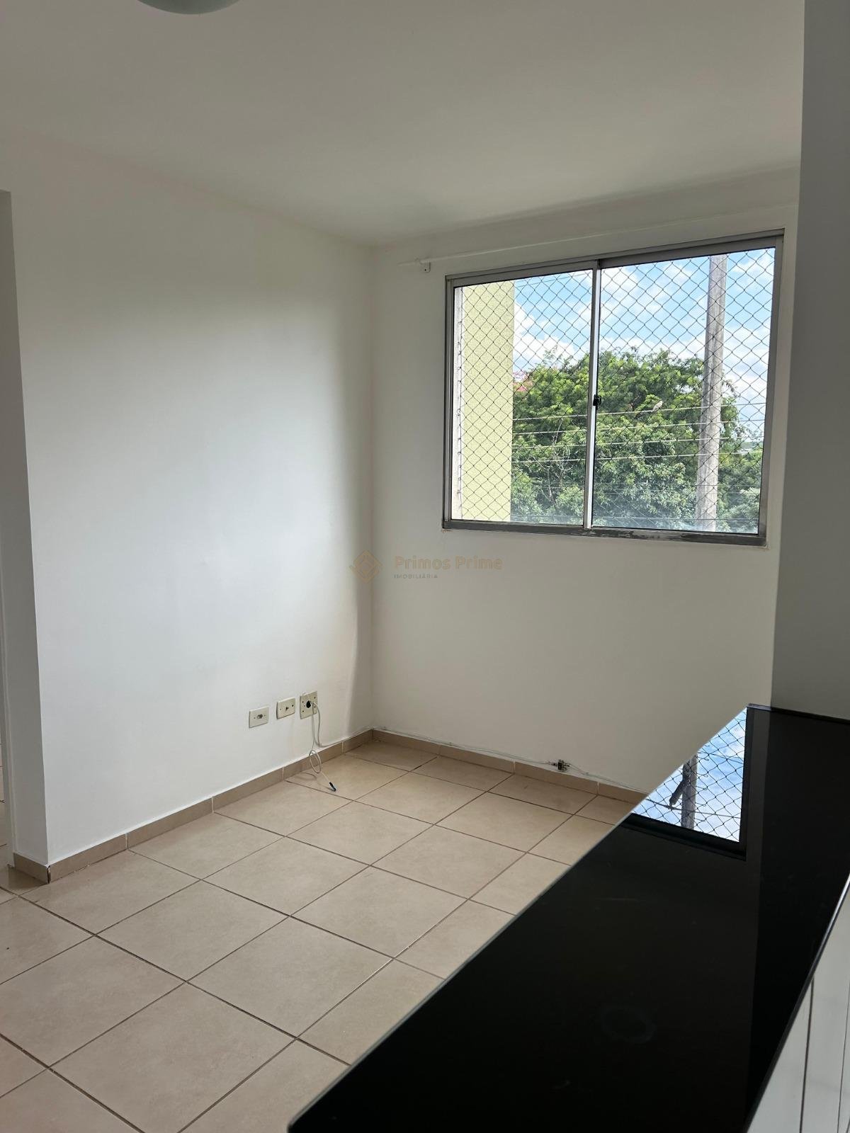 Oportunidade para Morar ou Investir ? 2 Quartos perto da UEL p...