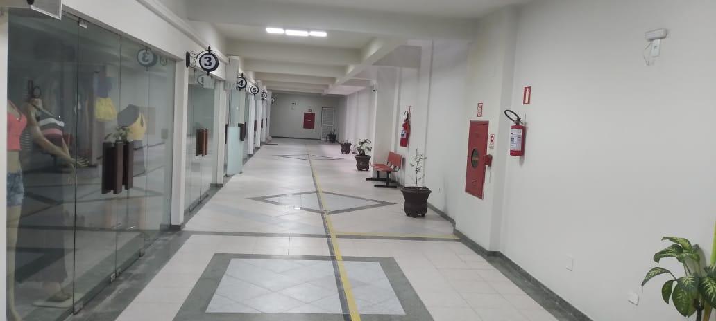 Loja 40m  na Galeria Haisler  Espaço comercial no centro de Cu...