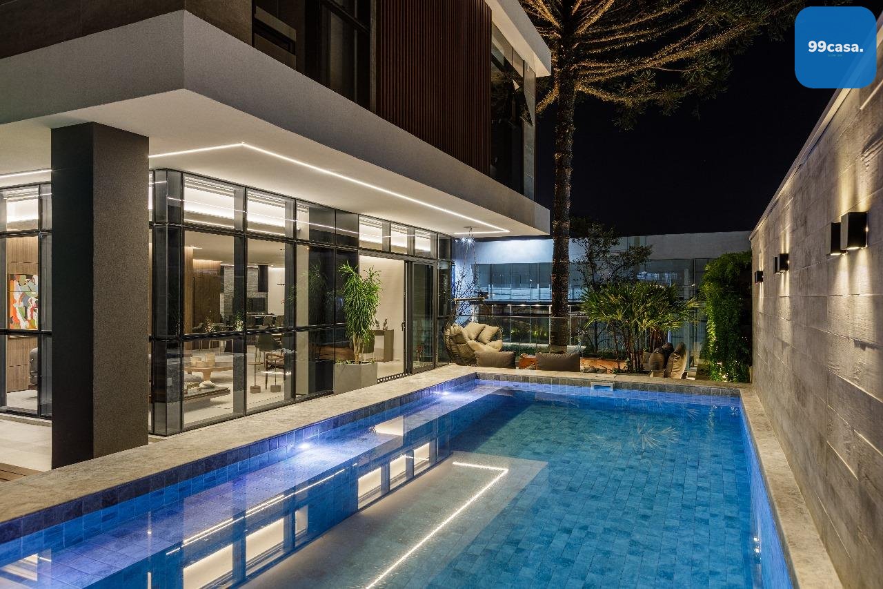 Apartamento Exclusivo no Batel  124 m , 2 Suítes, Varanda Gour...