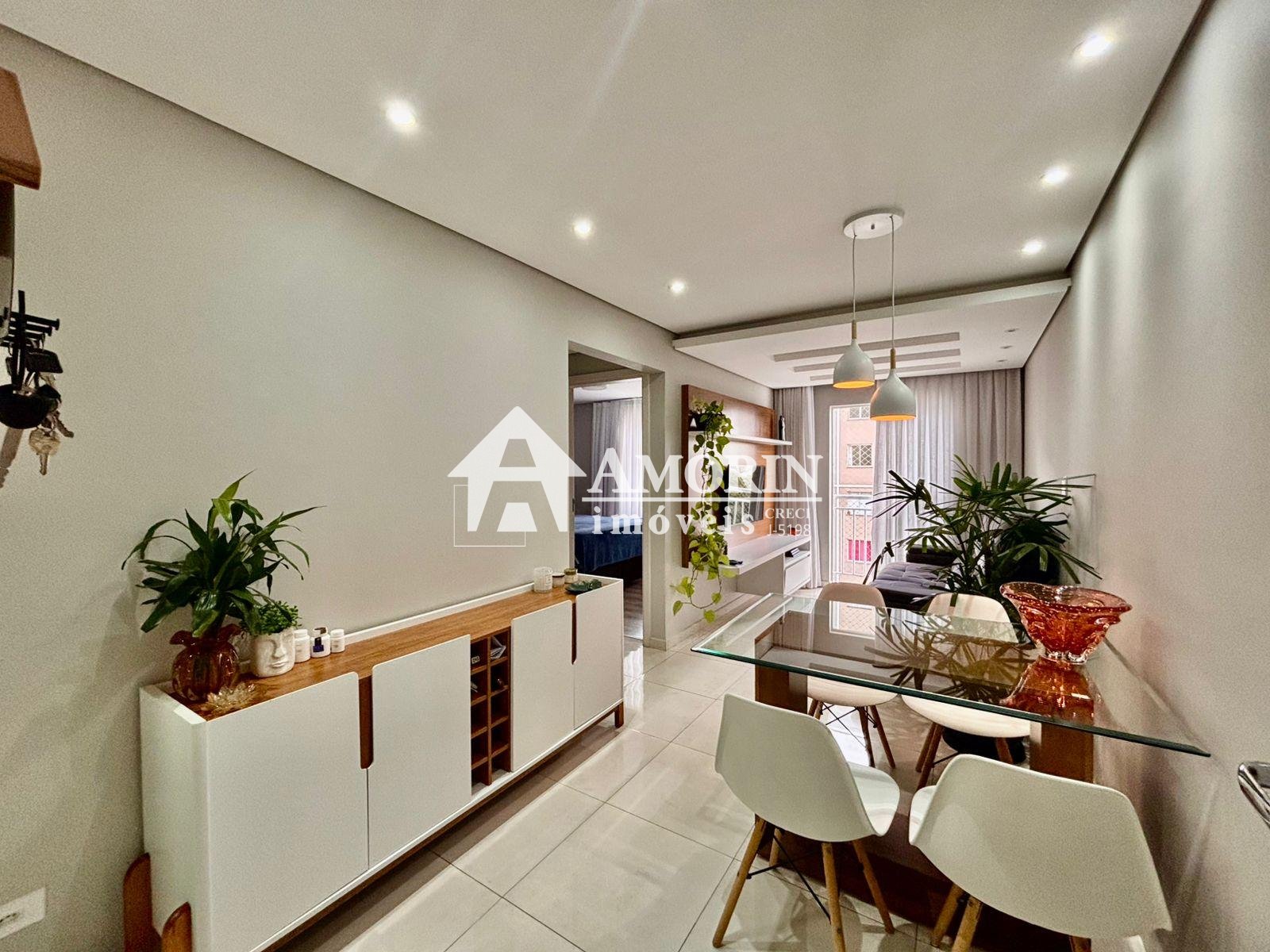 Apartamento de 2 Quartos, 46 m  e Móveis Planejados  Capão Ra...