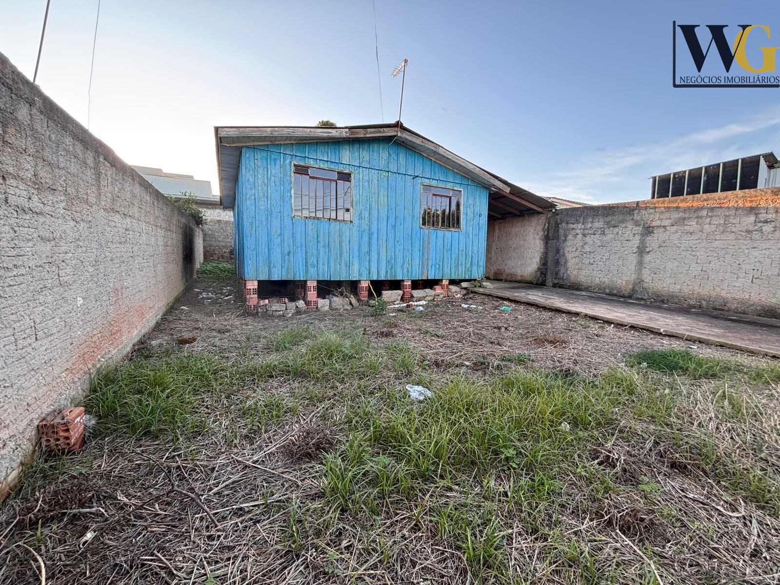 Terreno Plano 200m  no Gralha Azul  Bairro em Alta e Pronto p...