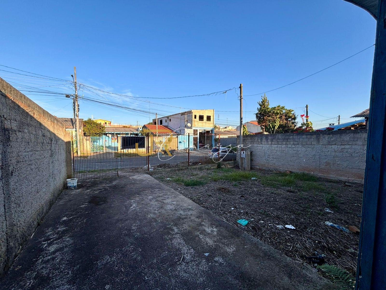 Terreno Plano 200m  no Gralha Azul  Bairro em Alta e Pronto p...