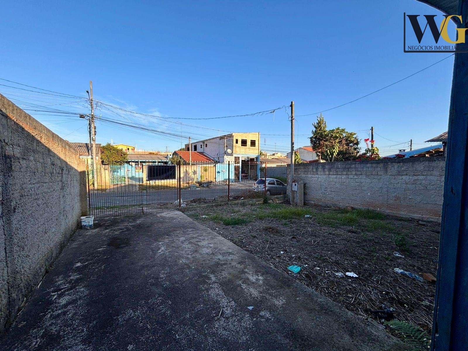 Terreno Plano 200m  no Gralha Azul  Bairro em Alta e Pronto p...