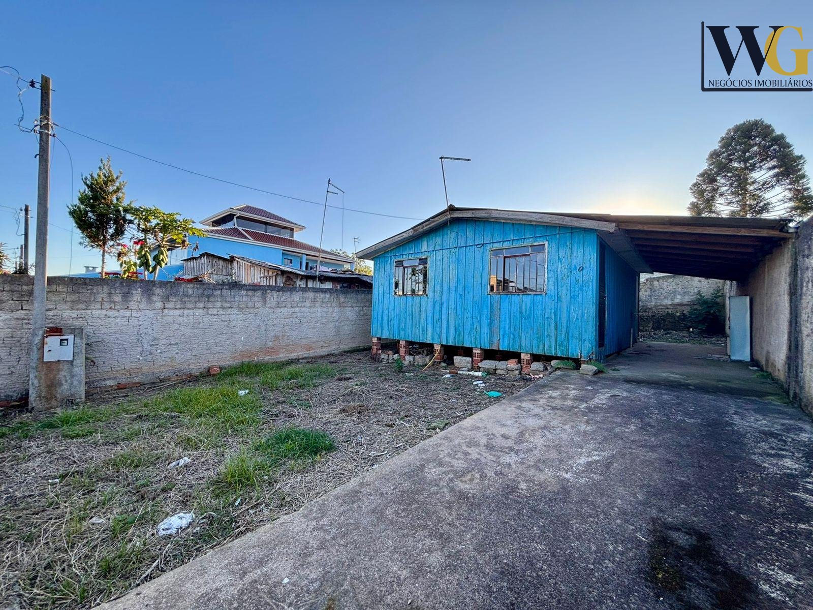 Terreno Plano 200m  no Gralha Azul  Bairro em Alta e Pronto p...