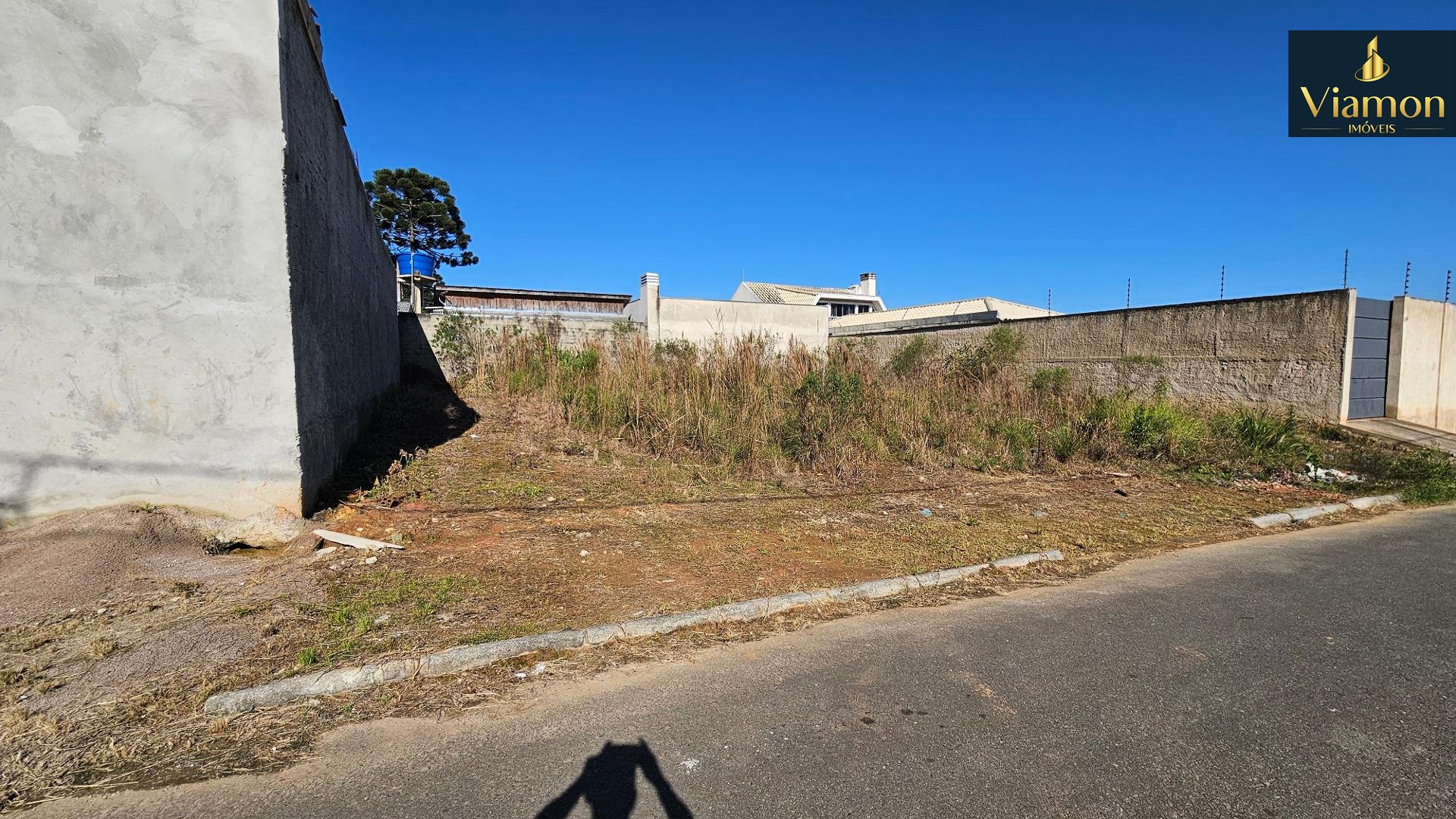  Terreno Plano em Bairro de Ótimo Padrão 200m , Ótima Frente e...