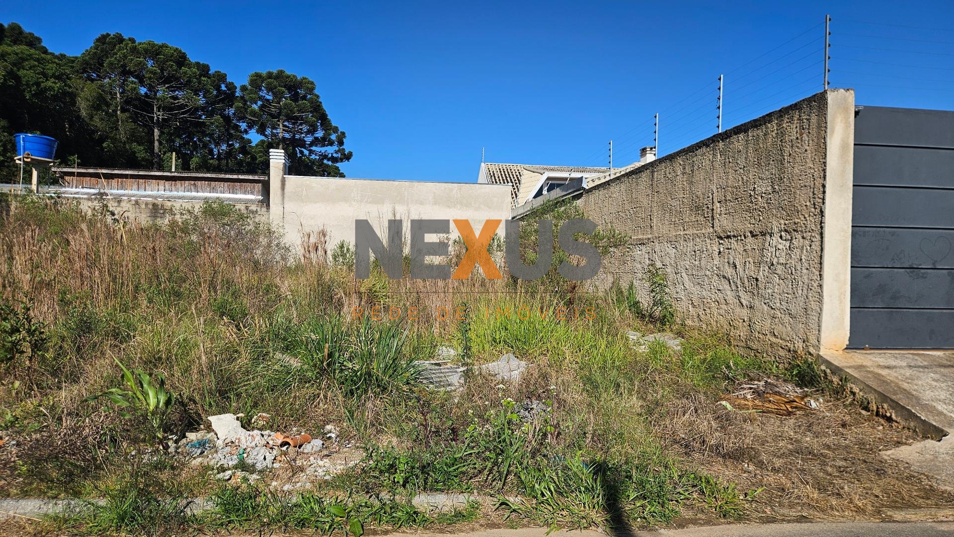  Terreno Plano em Bairro de Ótimo Padrão 200m , Ótima Frente e...