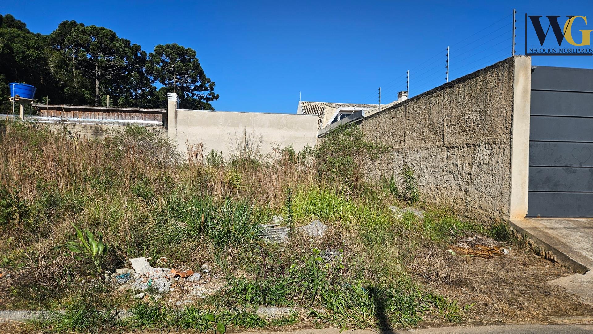  Terreno Plano em Bairro de Ótimo Padrão 200m , Ótima Frente e...