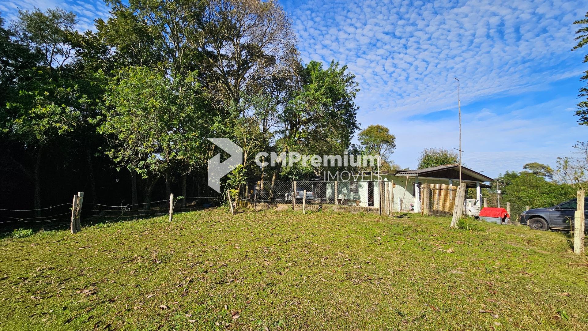 Chácara Completa em Araucária  23816 m  ,com Casa Ampla, Fruta...