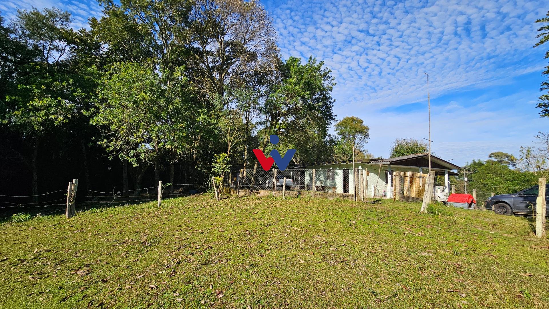 Chácara Completa em Araucária  23816 m  ,com Casa Ampla, Fruta...