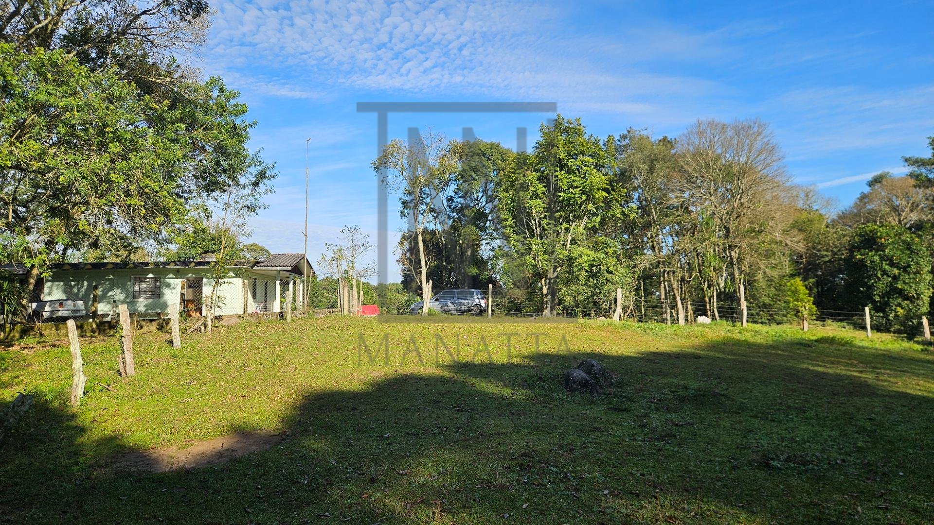 Chácara Completa em Araucária  23816 m  ,com Casa Ampla, Fruta...