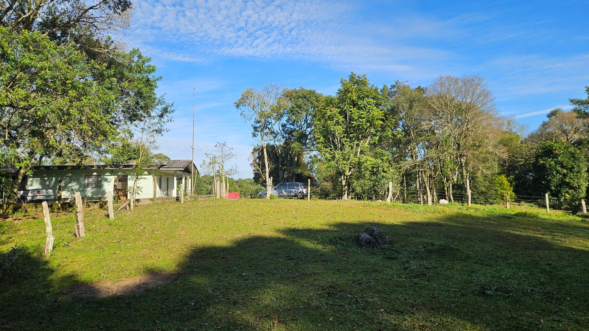 Chácara Completa em Araucária  23816 m  ,com Casa Ampla, Fruta...