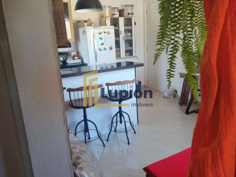 Apartamento em Curitiba, bairro com clima de interior, 2 quart...