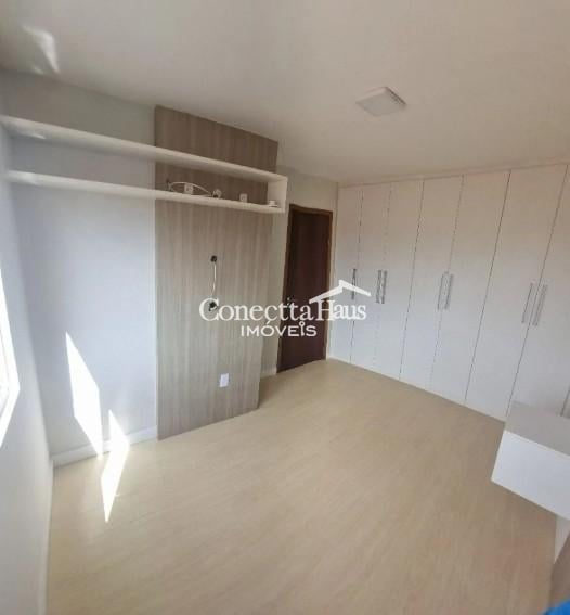 Apartamento com 3 quartos e sacada com churrasqueira em São Jo...