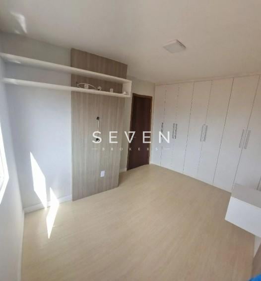 Apartamento com 3 quartos e sacada com churrasqueira em São Jo...
