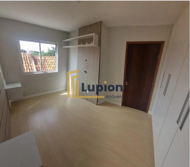 Apartamento com 3 quartos e sacada com churrasqueira em São Jo...