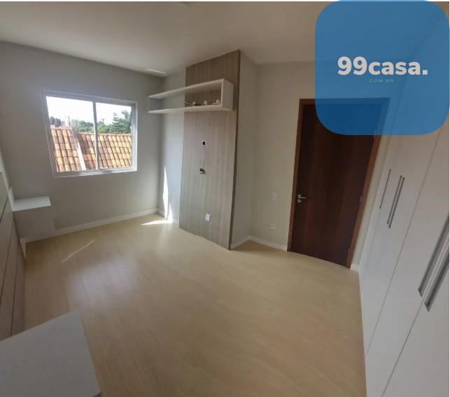 Sobrado com 3 quartos ? venda, 160 m  - Boqueir?o - Curitiba PR