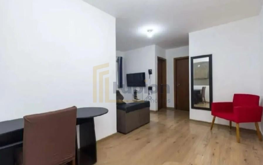 Apartamento térreo em Pinhais, 2 quartos e vaga, Segurança e l...