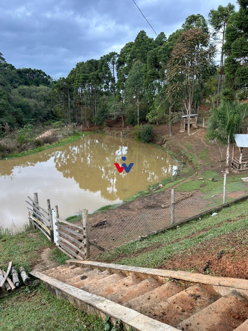 Chácara com 48400m   2 alqueires  em Contenda, aceita imóvel c...