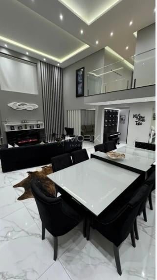 Casa Alto Padrão no Abranches por R 2,6 mi  Porteira Fechada,...