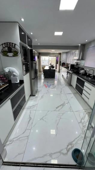 Casa Alto Padrão no Abranches por R 2,6 mi  Porteira Fechada,...