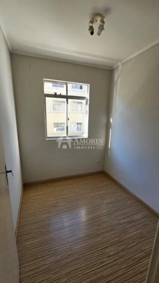 Apartamento 3 Quartos no Pinheirinho por R 295 mil  Ótima Loc...