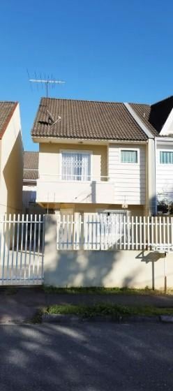 Sobrado à Venda no Novo Mundo  3 Quartos, Suíte e Garagem para 3 Carros