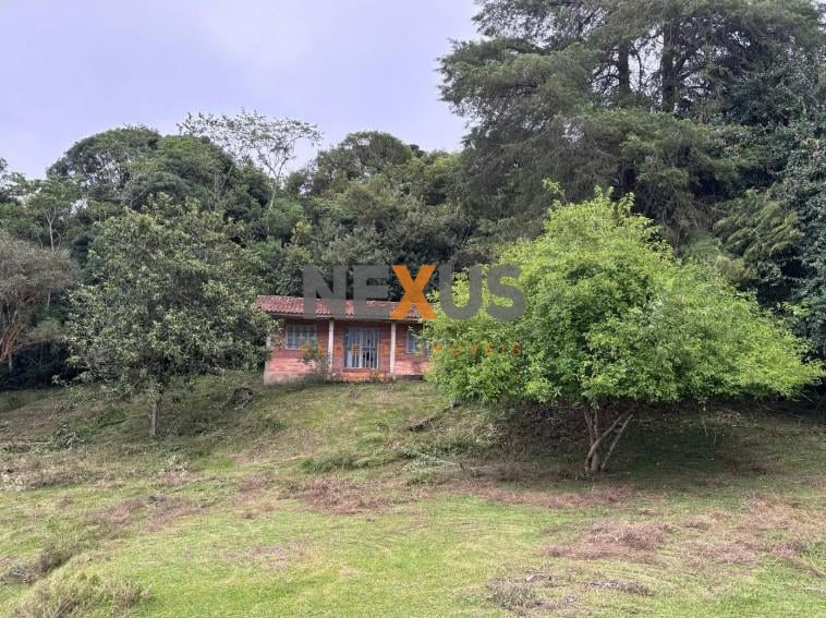 Chácara em Condomínio por R 820 mil  10.384m  em Campina Gran...