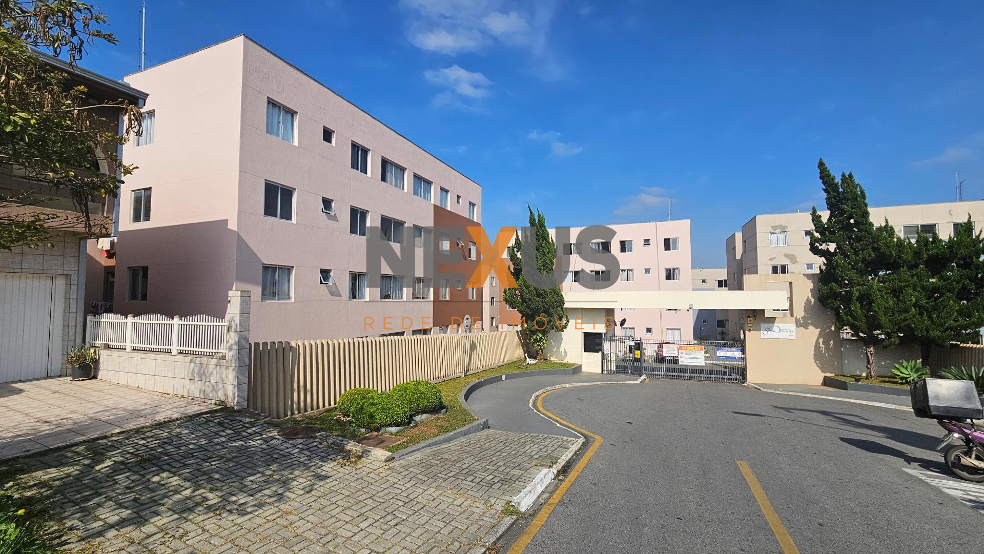 Apartamento térreo, com 59,22m , 03 quartos no Centro de Arauc...