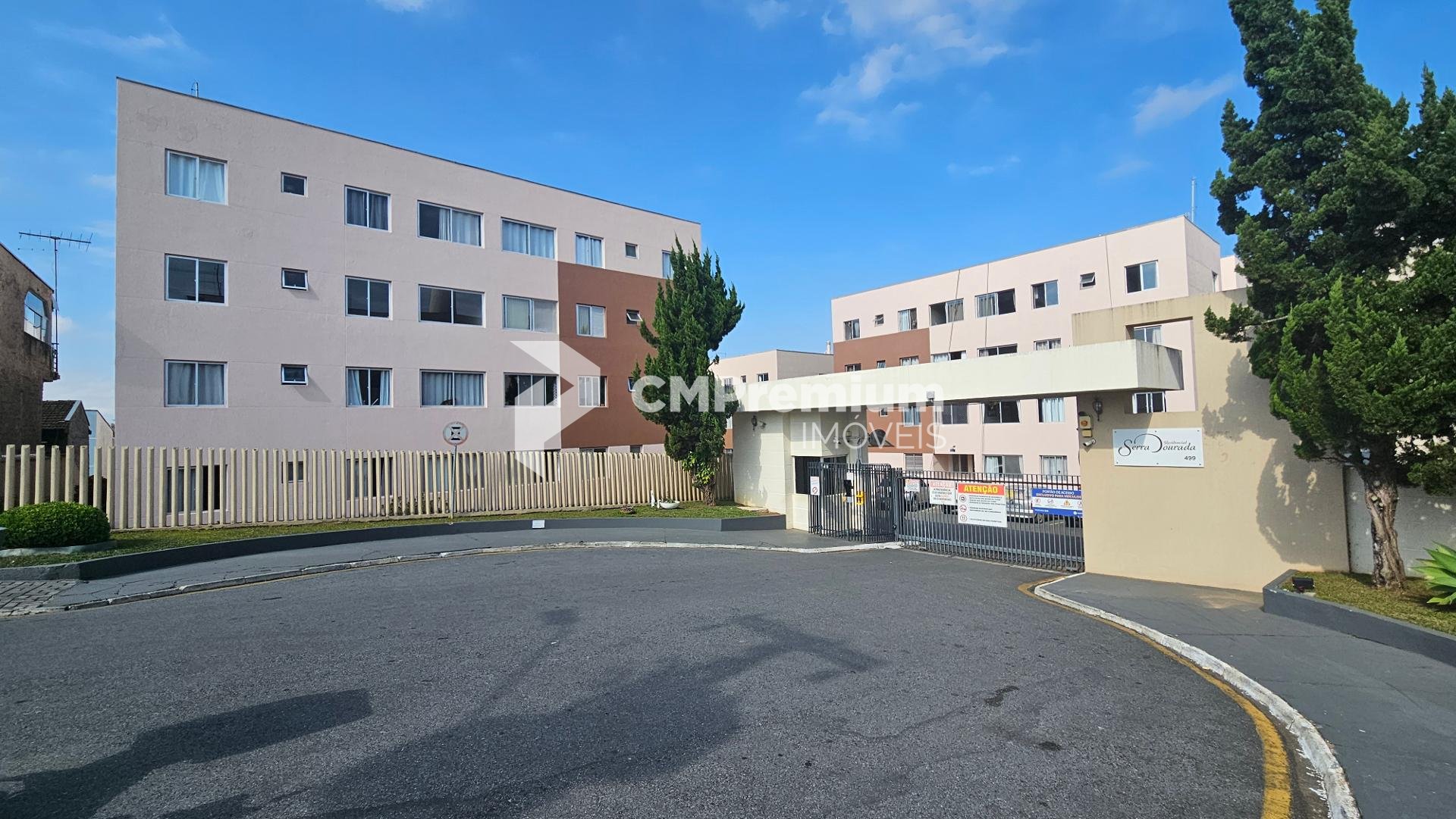 Apartamento térreo, com 59,22m , 03 quartos no Centro de Arauc...